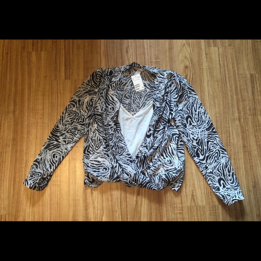 H&M dressy top